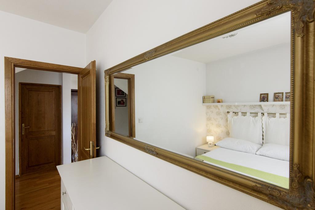 Apartamento Basic Apartman Zadar Exterior foto